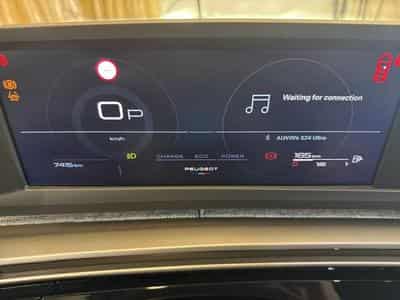 PEUGEOT 3008 1.2 Hybrid 145ch Allure e-DCS6 (2025) - Photo 4