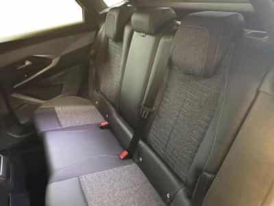 PEUGEOT 3008 1.2 Hybrid 145ch Allure e-DCS6 (2025) - Photo 5