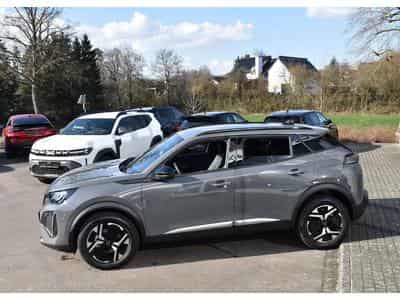 Peugeot 2008 1.2 PureTech Allure ACC GPS LANE SIDE REGUL CAM 360 1° MAIN (2025) - Photo 3