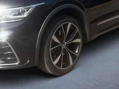 VW Tiguan Tiguan Allspace R-Line 4Motion (2022) - Foto 7