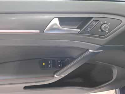 VW Golf GTI 2.0 TSI 245 DSG PERFORMANCE, VIRTUAL, COCKPIT, LED, NAVI (2019) - Foto 7