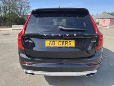 Volvo XC90 T8 AWD Recharge PHEV Momentum 7 Places Panorama (2021) - Photo 5