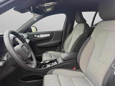 Volvo XC40 B3 Plus Dark / Essence (2025) - Photo 10