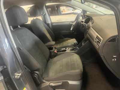 VW Touran VOLKSWAGEN TOURAN EN STOCK COMFORTLINE LED DSG ERGO SITZE SI (2024) - Photo 4