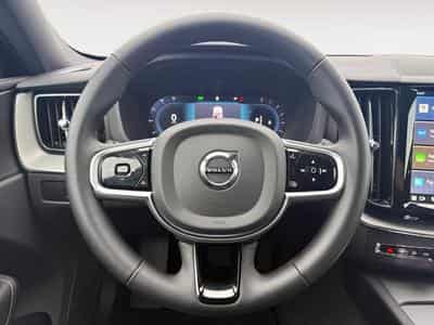 Volvo XC60 B5 Black Edition Plus / Essence (2025) - Photo 12