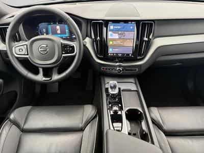 Volvo XC60 B5 Black Edition Plus / Essence (2025) - Photo 3