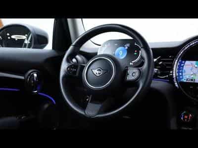 MINI Cooper 1.6 136 Hatch 5 portes Steptronic (2024) - Foto 14