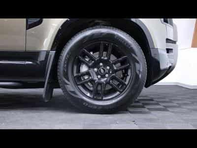 Land-Rover Defender 90 P400 X-Dynamic (2022) - Foto 10