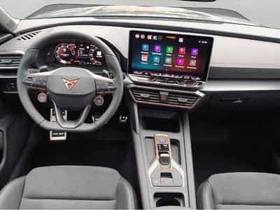 Cupra Leon (2025) - Photo 11