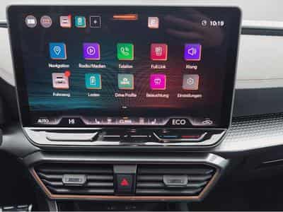 Cupra Leon (2025) - Photo 13