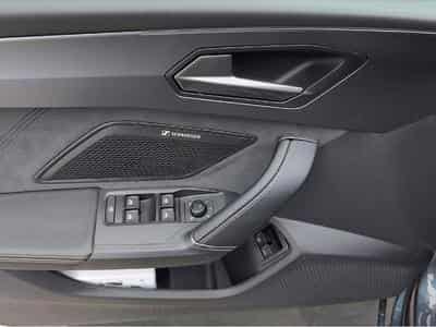 Cupra Leon (2025) - Photo 9