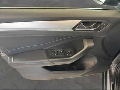 VW T-Roc (2025) - Photo 9