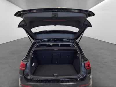 VW Golf (2025) - Photo 6