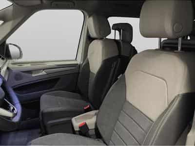 VW Multivan (2026) - Photo 6