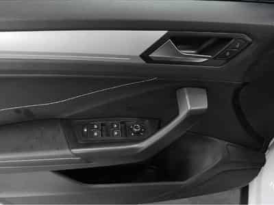 VW T-Roc (2025) - Photo 9