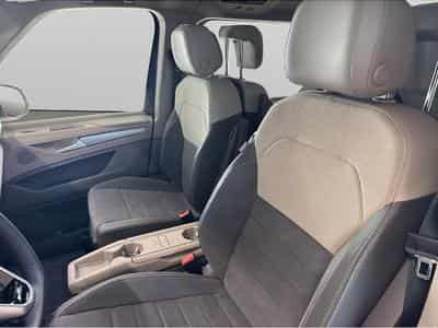 VW Multivan (2026) - Photo 9