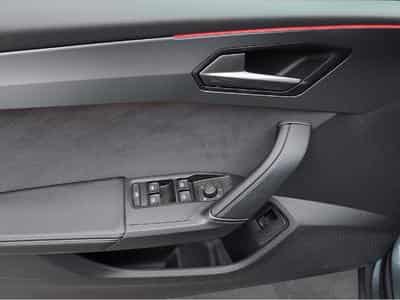 Cupra Leon (2025) - Photo 9