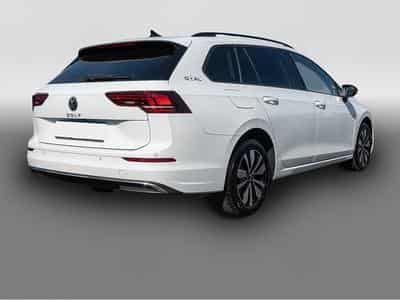 VW Golf (2025) - Photo 3