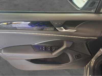 VW Tiguan (2025) - Photo 10