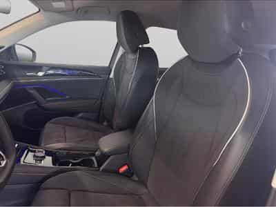 VW Tiguan (2025) - Photo 9