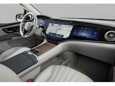 Mercedes EQS (2023) - Photo 4