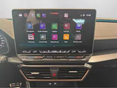 Cupra Leon (2025) - Photo 13