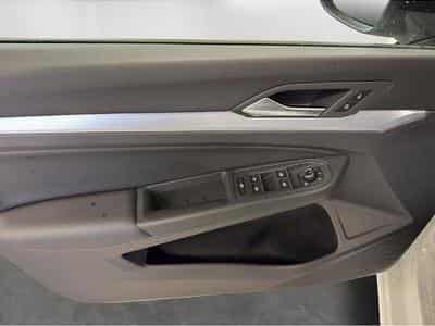 VW Golf (2025) - Photo 10