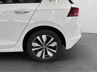VW Golf (2025) - Photo 7