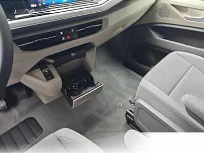VW Multivan (2026) - Photo 11