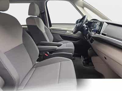 VW Multivan (2026) - Photo 15