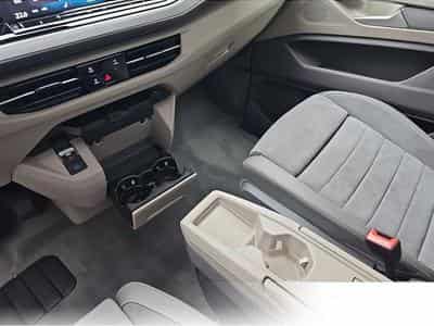 VW Multivan (2026) - Photo 11