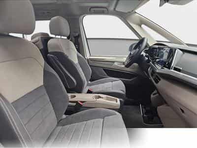 VW Multivan (2026) - Photo 15