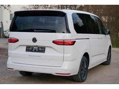 VW Multivan (2025) - Photo 10