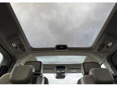 VW Multivan (2024) - Photo 5