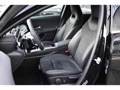 Mercedes A 200 AMG Line 7G-Tronic GPS LANE CAM PARK KEYLESS 1° MAIN (2025) - Photo 6