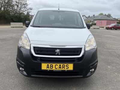 Peugeot Partner 1.6 Blue Hdi 100cv 3 places Clim Tempomat PDC 18.000km! (2018) - Foto 2