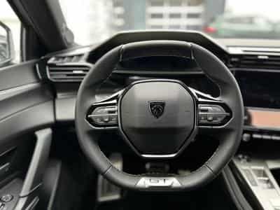 Peugeot 308 1.2 PureTech 145 e-DSC6 GT (2025) - Photo 11