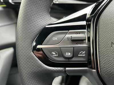 Peugeot 308 1.2 PureTech 145 e-DSC6 GT (2025) - Photo 13