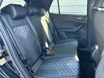 VW T-Cross 1.5 TSi 150 DSG R-Line (2026) - Photo 13