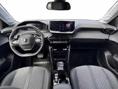 PEUGEOT 208 1.2 Hybrid 100ch Allure e-DCS6 (2024) - Photo 2