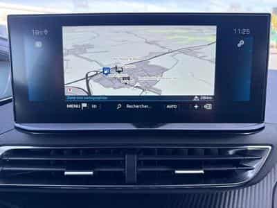 PEUGEOT 3008 1.2 PureTech 130ch S&S Allure Pack (2024) - Photo 7