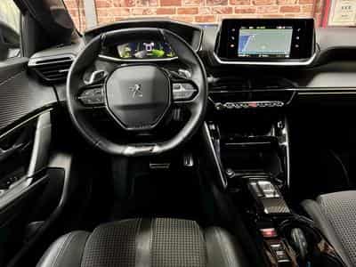 Peugeot 208 208 131cv Auto GT Navig/SiègCh/ClimA/Cam/Temp (2023) - Photo 4