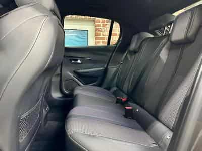 Peugeot 208 208 131cv Auto GT Navig/SiègCh/ClimA/Cam/Temp (2023) - Photo 6