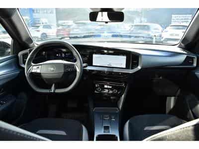 Opel Mokka 1.2 Turbo MHEV Edition e-DCT6 ACC SIDE GPS CAM 1° MAIN (2025) - Foto 9