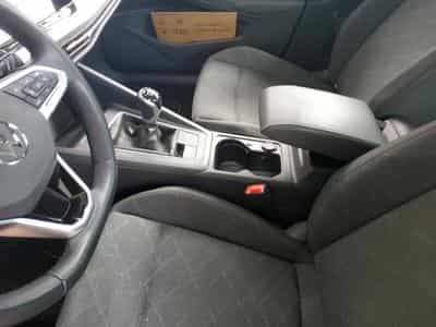 VW Golf Life 2.0 TDI BVM6 115 CV *ACC* APP CONNECT* *SIEGES CHAUFF* (2023) - Photo 10