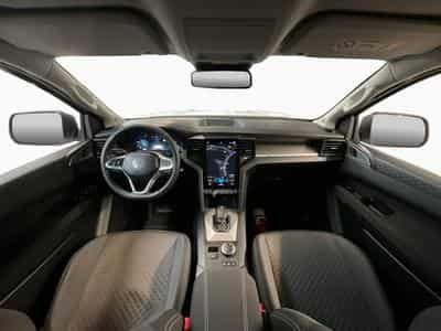 VW Amarok DC-Life+AUT.+4x4+P.Info+AHK (2025) - Foto 2