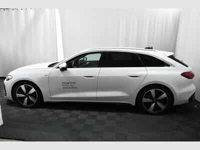 Audi A5 A5 Avant 40 TFSI S line - Kamera, SH, LED (2025) - Foto 2