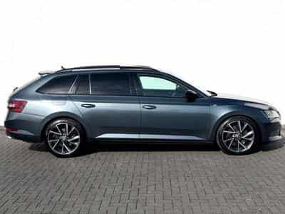 Skoda Superb Superb Combi Sportline 2.0 TSI DSG 4x4 *GARANTIE (2018) - Photo 4