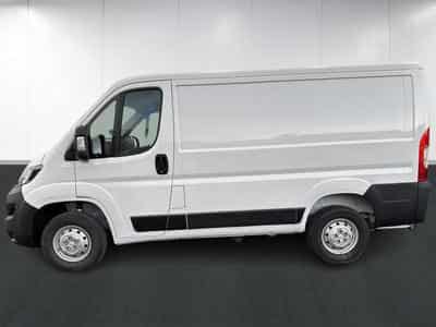Peugeot Boxer Fourgon tole 333 L1H1 (2024) - Photo 2