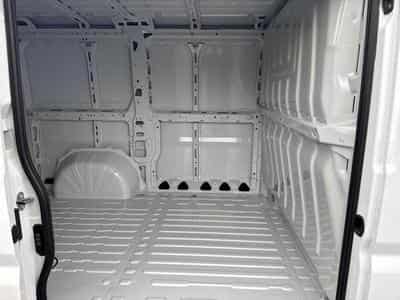 Peugeot Boxer Fourgon tole 333 L1H1 (2024) - Photo 5